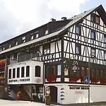 Hotel Landgasthof Hirsch 3*
