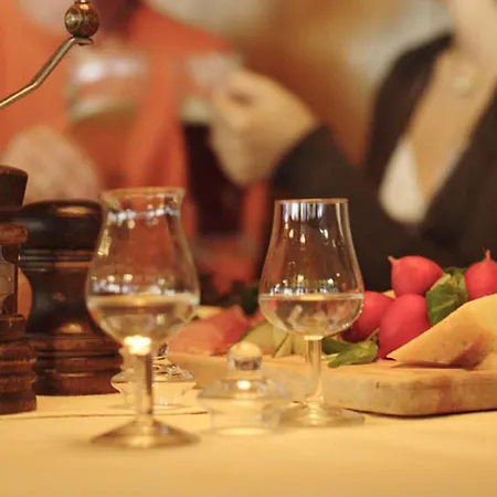 Landgasthof Hirsch 3*