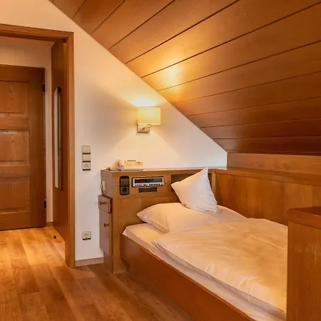 Landgasthof Hirsch 3*