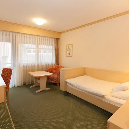 Hotel Landgasthof Hirsch 3*