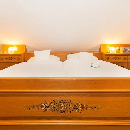 Landgasthof Hirsch Hotel